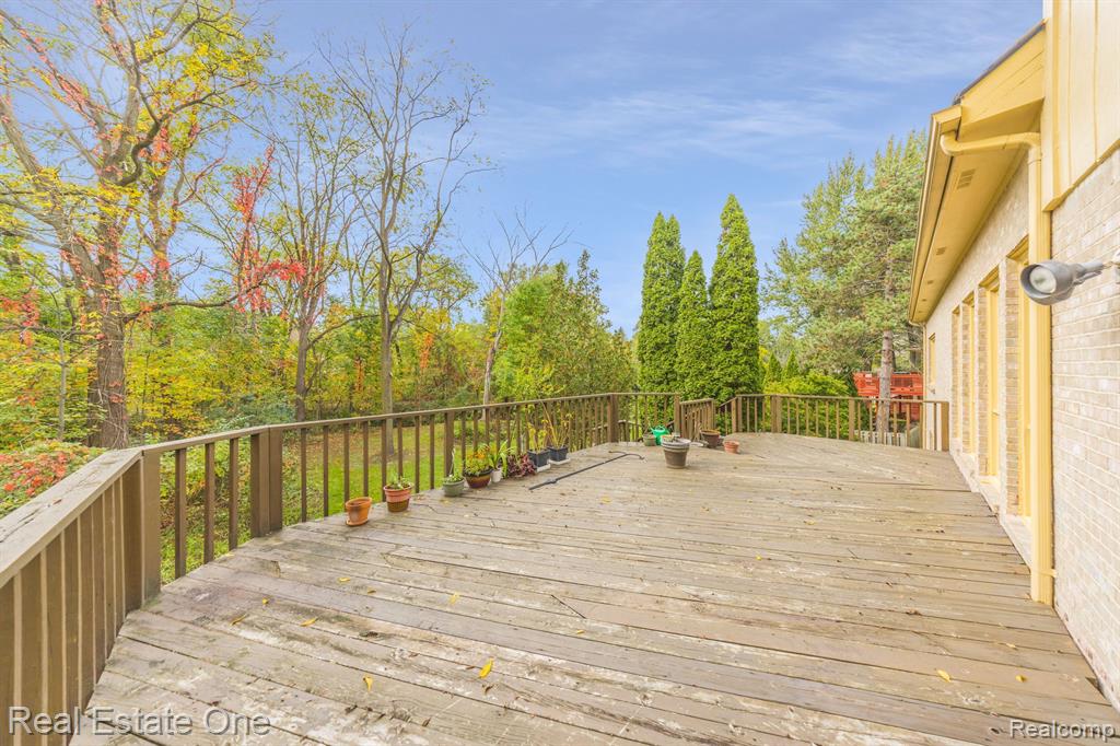 30971 Country Ridge Circle Farmington Hills, MI 48331 - Photo 41 of 47
