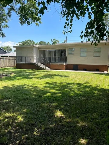 $1,800 | 1112 Evergreen Drive, Gretna, LA 70053