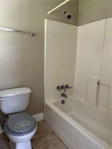 $1,800 | 1112 Evergreen Drive, Gretna, LA 70053