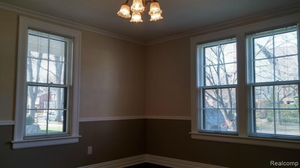 338 Rivard Boulevard Grosse Pointe, MI 48230 - Photo 10 of 53 0412151026a.jpg