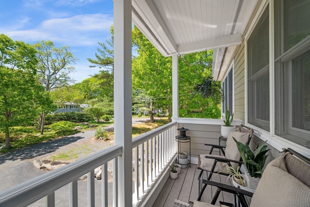 9 Oxford Road Gloucester, MA 01930 - Photo 28 of 41