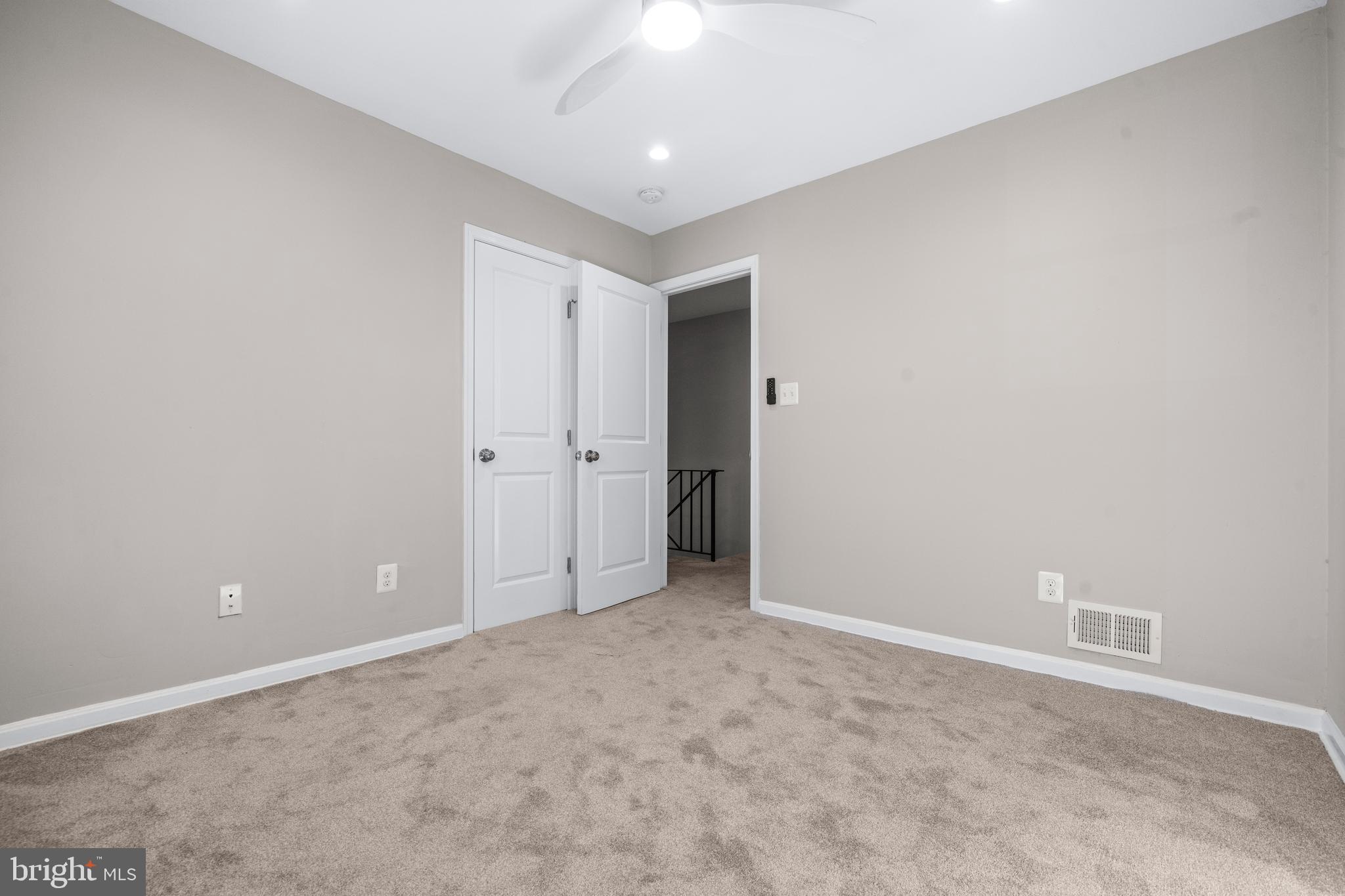 4314 Wheeler Road Southeast Washington, DC 20032 - Photo 20 of 36 an empty room with an entryway