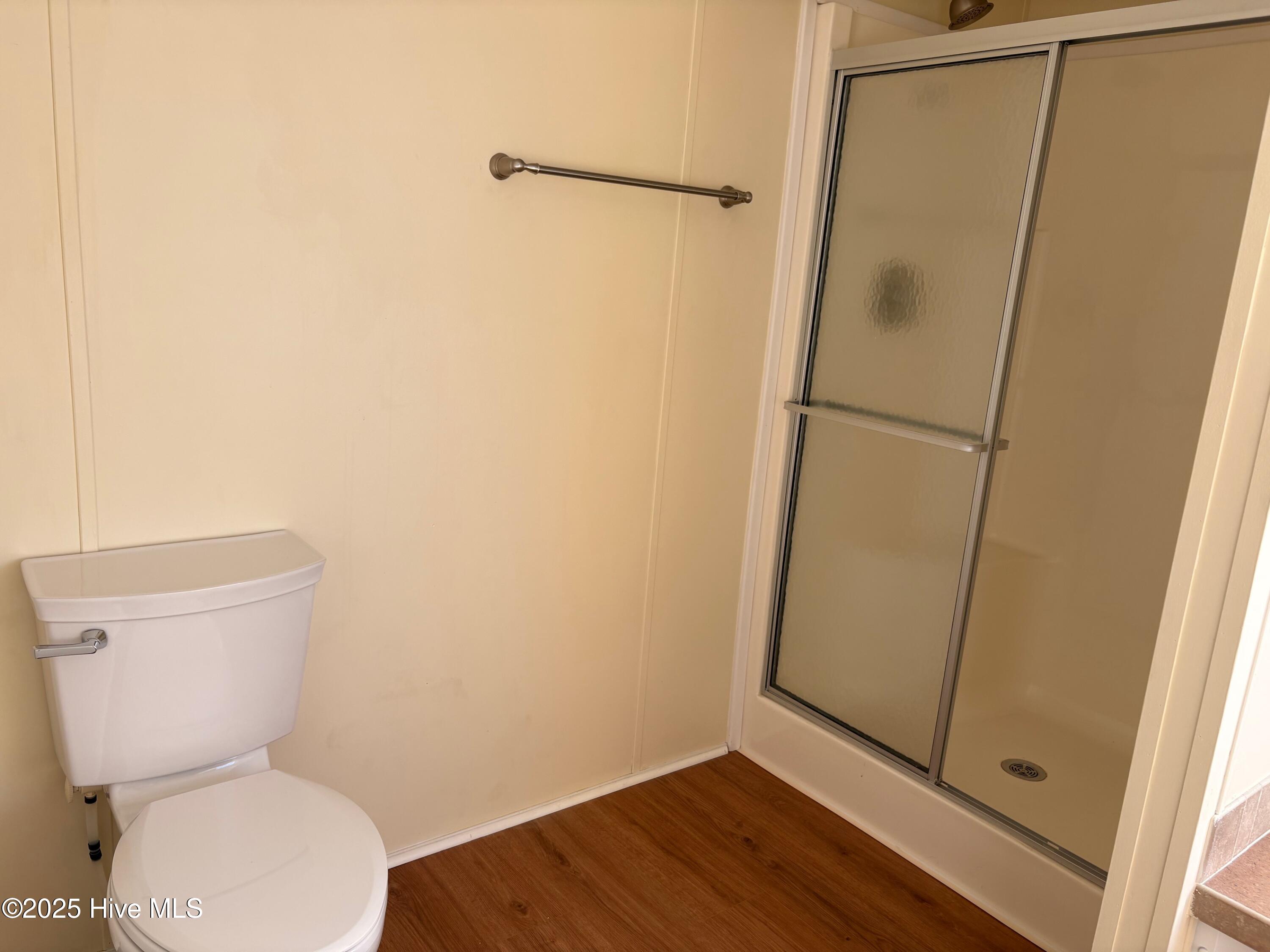 419 Shadneck Road Elizabeth City, NC 27909 - Photo 18 of 37 419 master bath 1