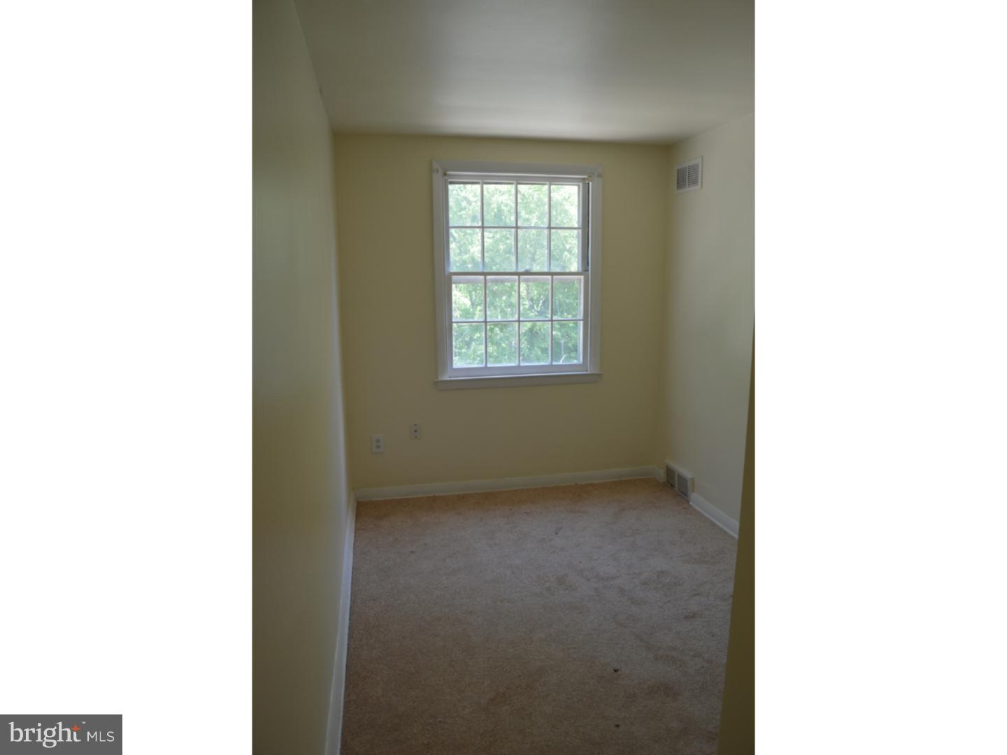 1117 Crestview Road Darby, PA 19023 - Photo 9 of 13 Bedroom 3