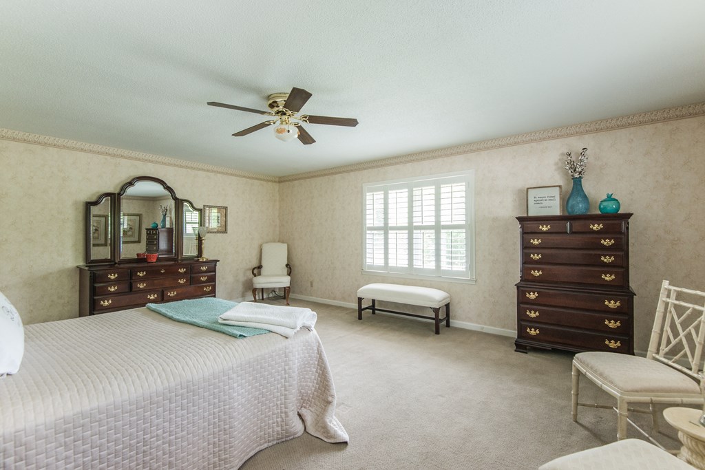 736 West Nance Springs Road Southwest Dalton, GA 30721 - Photo 37 of 68 Gallery Image 37