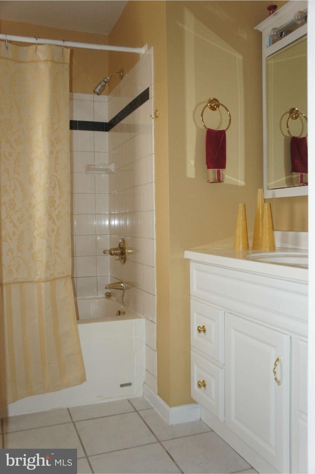 3285 Beards Point Road Davidsonville, MD 21035 - Photo 13 of 30 Bedroom (Master)