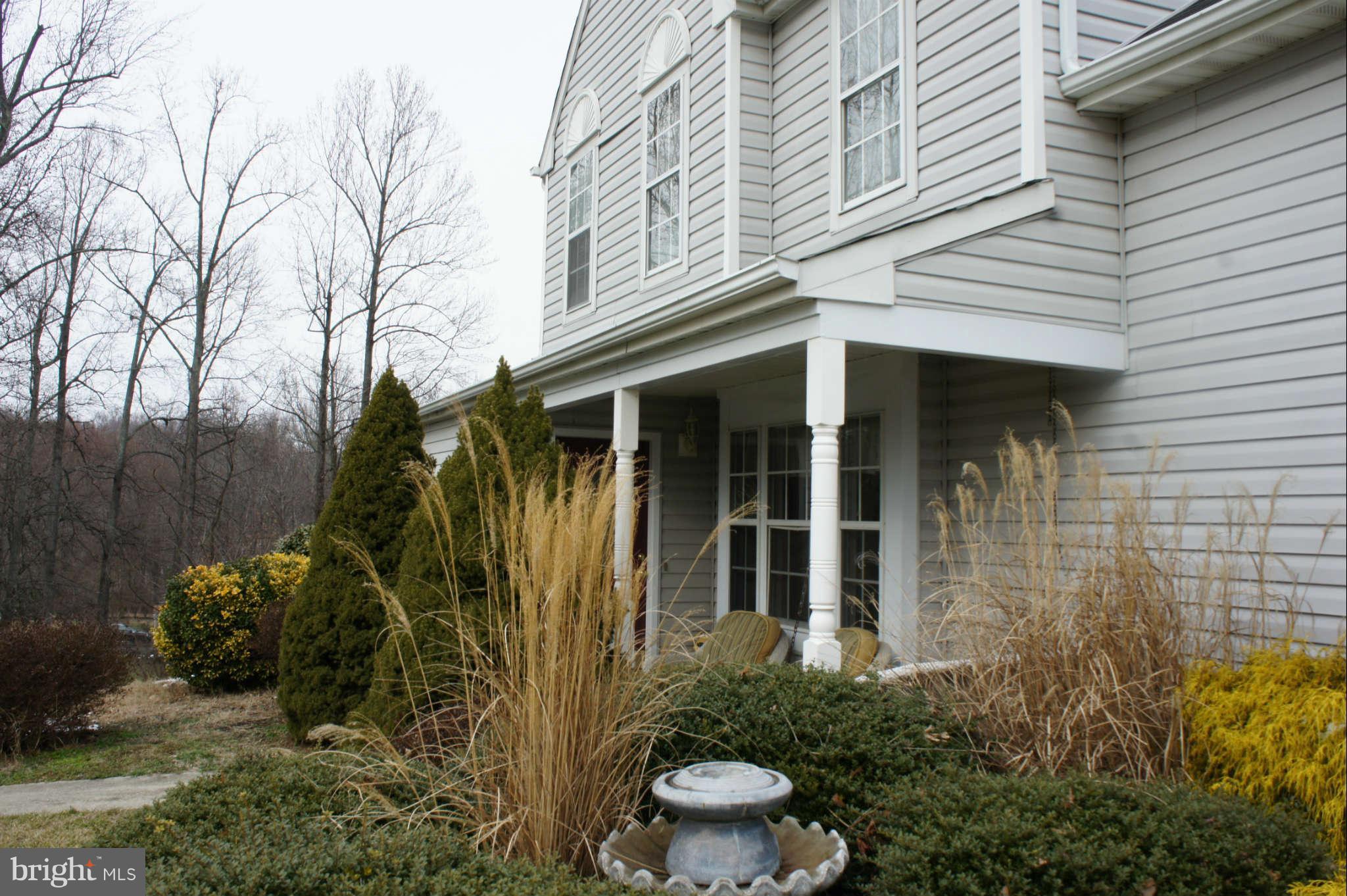 3285 Beards Point Road Davidsonville, MD 21035 - Photo 30 of 30 Exterior (Front)
