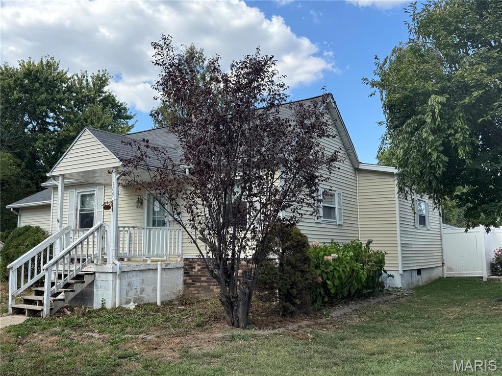 309 West 3rd S Street Mount Olive, IL 62069 - Photo 2 of 22