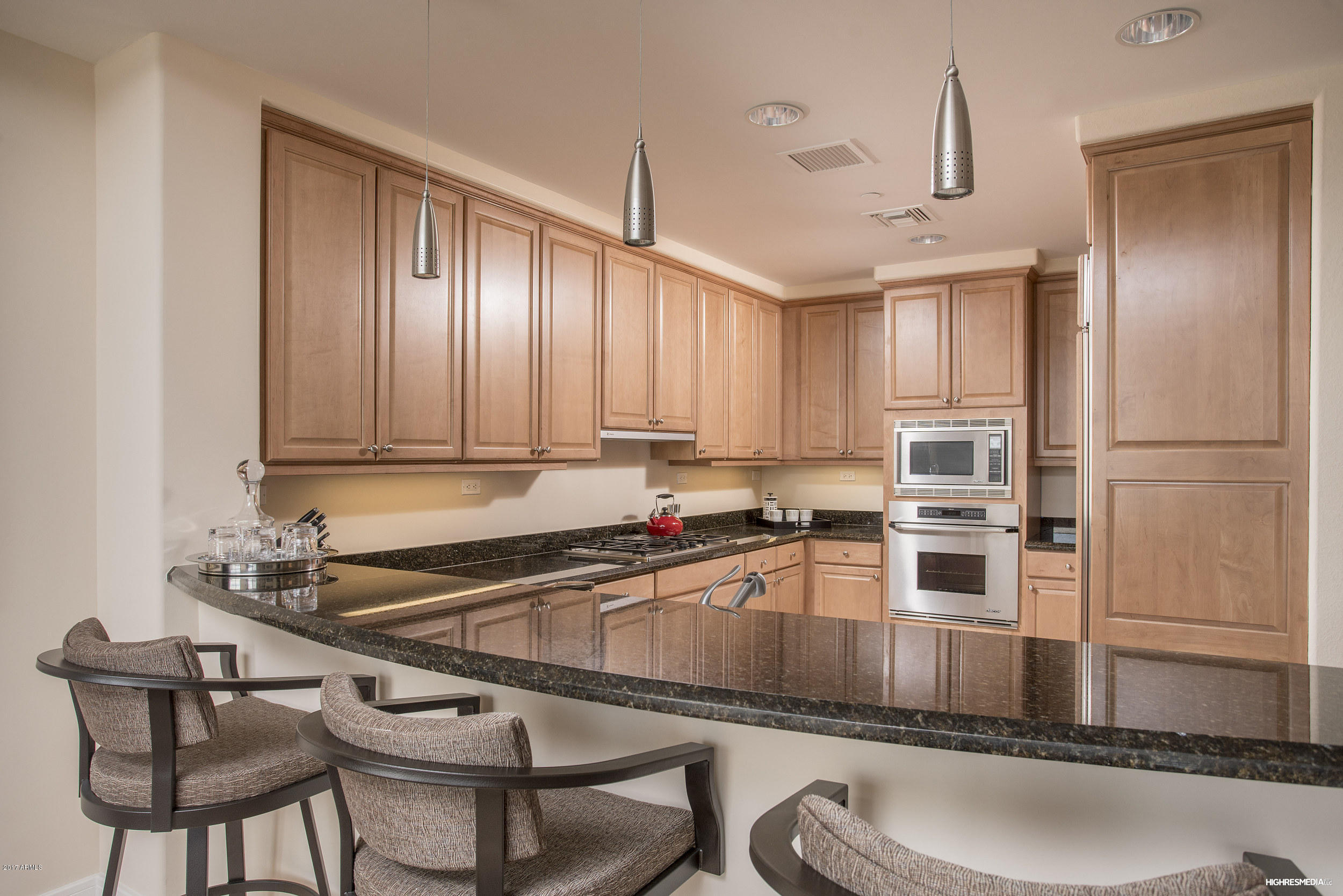 2211 East Camelback Road, Unit 305 Phoenix, AZ 85016 - Photo 3 of 15 Kitchen