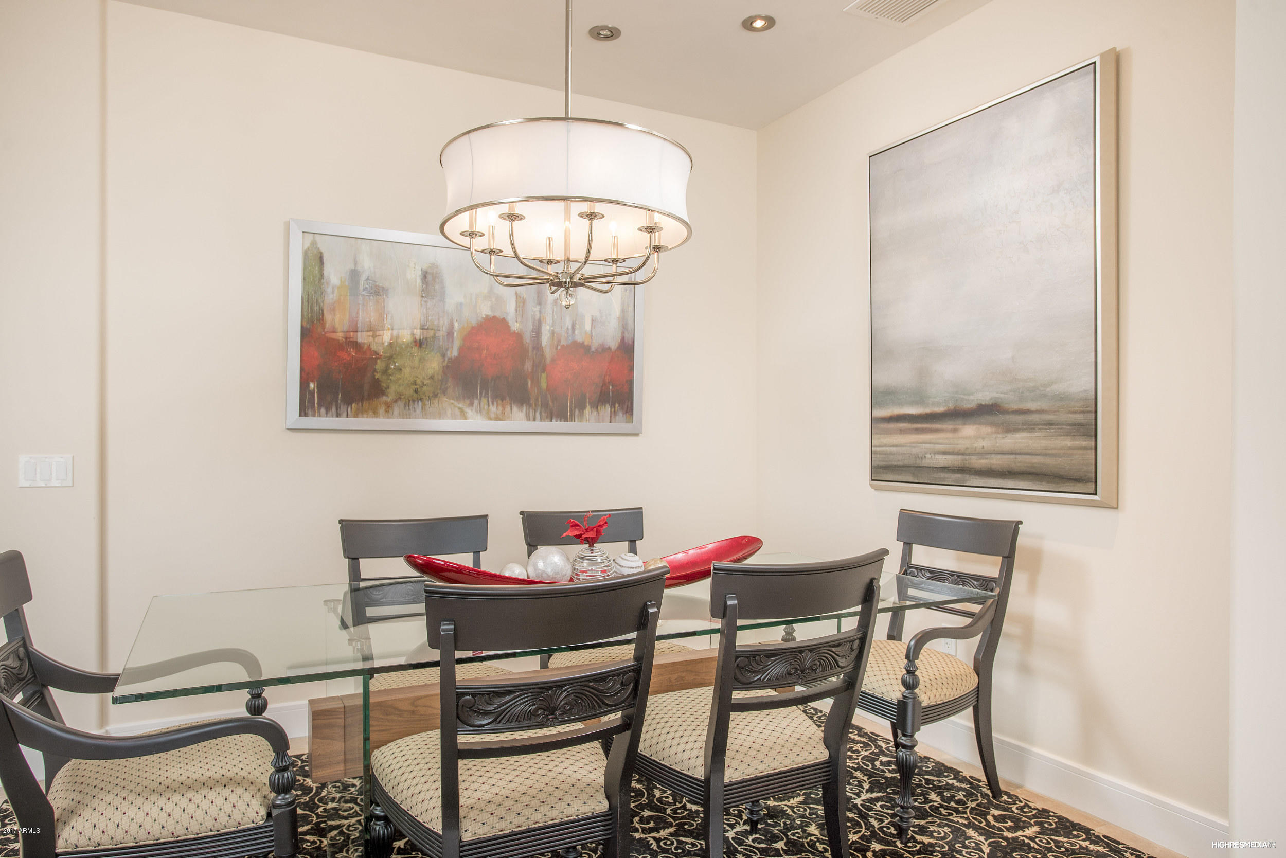 2211 East Camelback Road, Unit 305 Phoenix, AZ 85016 - Photo 8 of 15 Dining Room