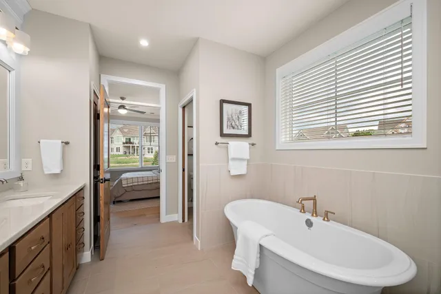 $1,195,000 | 116 Spring Farm Road, North Oaks, MN 55127