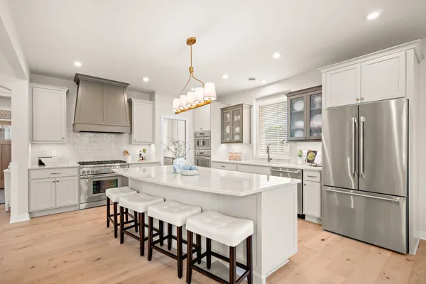 $1,195,000 | 116 Spring Farm Road, North Oaks, MN 55127