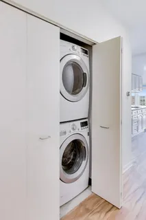 $430,000 | 1415 Sherman Avenue, Unit 506, Evanston, IL 60201