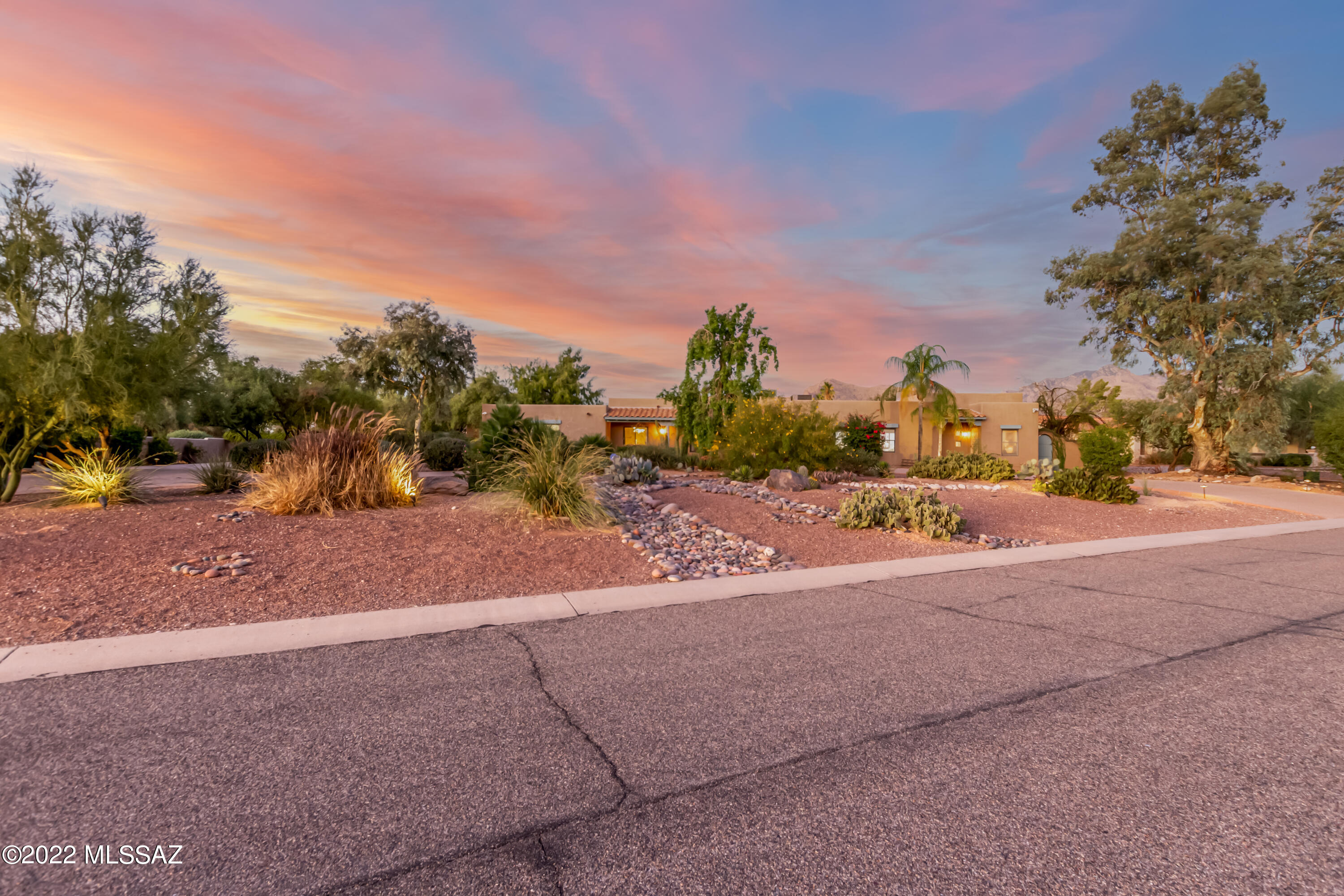 950 West Los Altos Road Tucson, AZ 85704 - Photo 3 of 50 Gallery Image 3