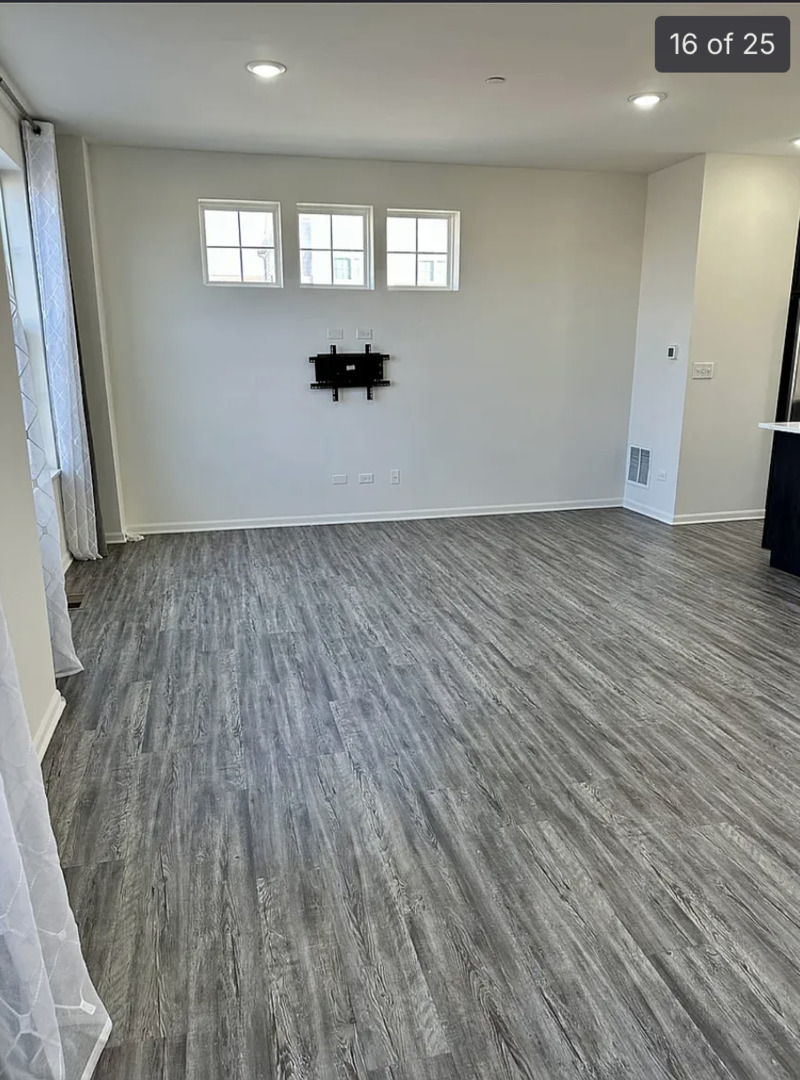 2949 Reflection Drive Naperville, IL 60564 - Photo 13 of 23