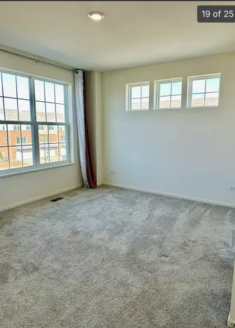 $3,400 | 2949 Reflection Drive, Naperville, IL 60564