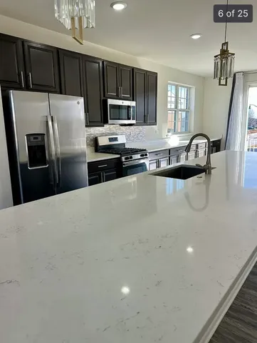 $3,400 | 2949 Reflection Drive, Naperville, IL 60564