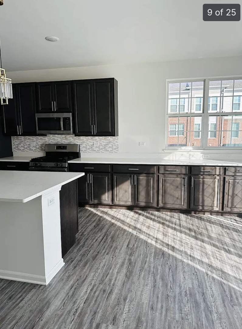 2949 Reflection Drive Naperville, IL 60564 - Photo 8 of 23