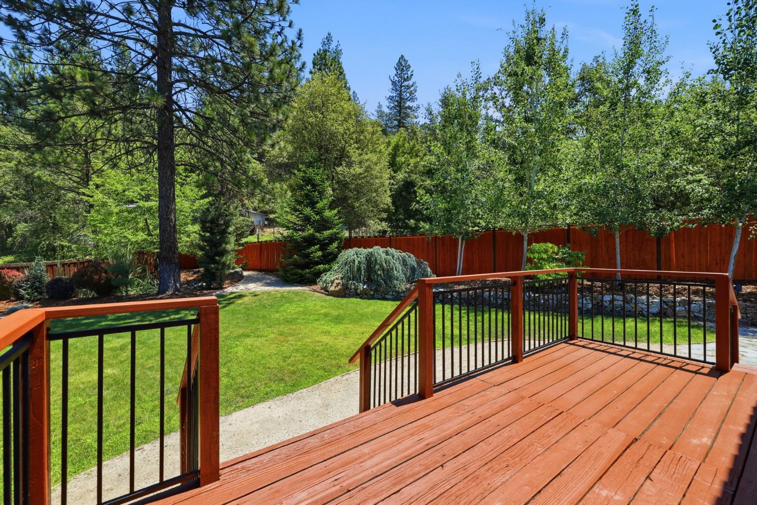 11187 Ball Road Grass Valley, CA 95949 - Photo 4 of 62