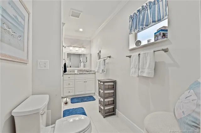 $175,000 | 1905 Southwest Palm City Road, Unit 3F, Stuart, FL 34994