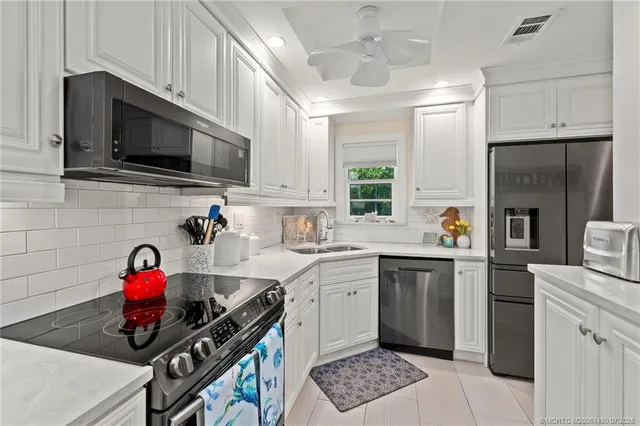 $175,000 | 1905 Southwest Palm City Road, Unit 3F, Stuart, FL 34994