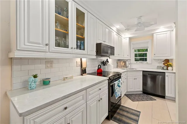 $175,000 | 1905 Southwest Palm City Road, Unit 3F, Stuart, FL 34994