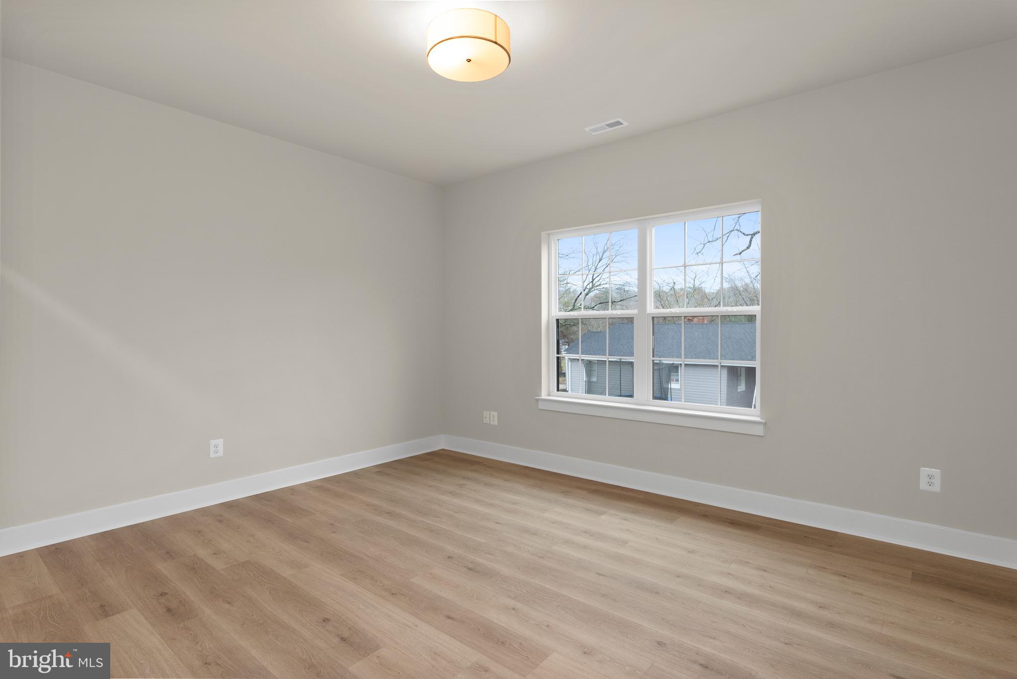 1353 Yorktown Road Annapolis, MD 21409 - Photo 34 of 39