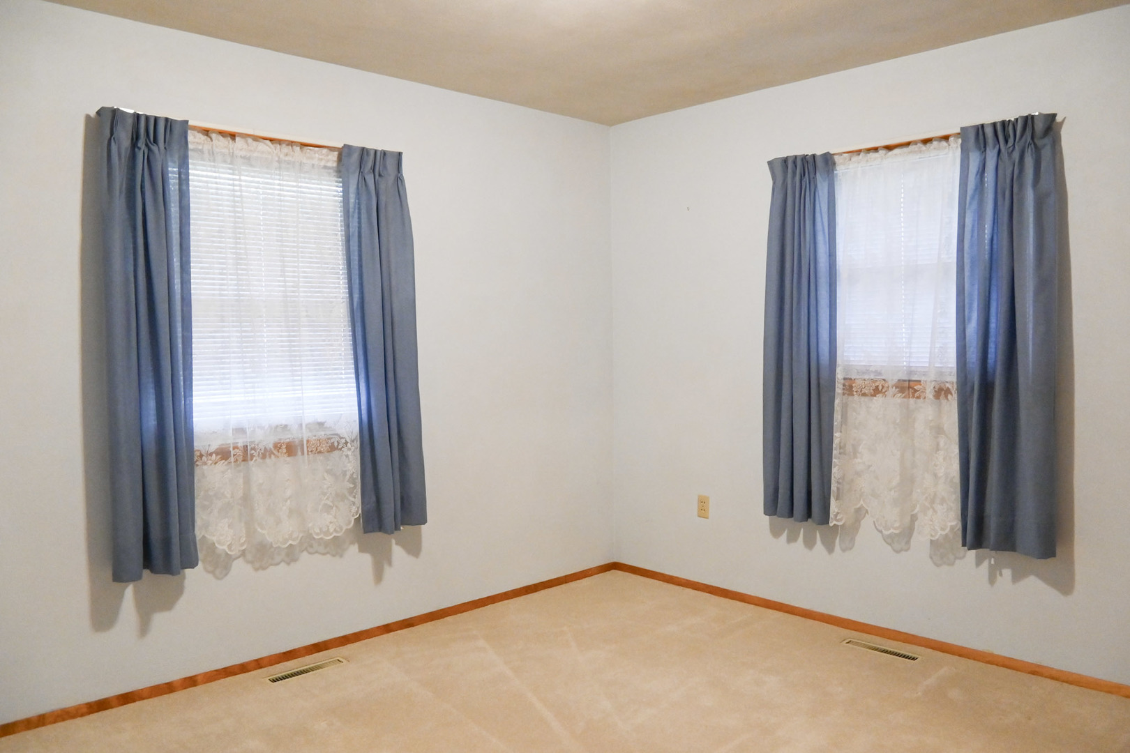 401 East Main Street Royal, IL 61871 - Photo 42 of 73