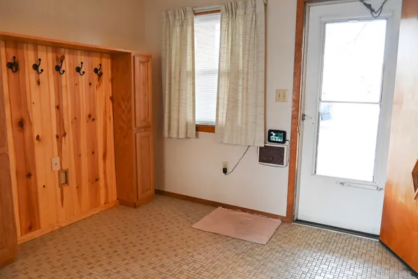 $210,000 | 401 East Main Street, Royal, IL 61871