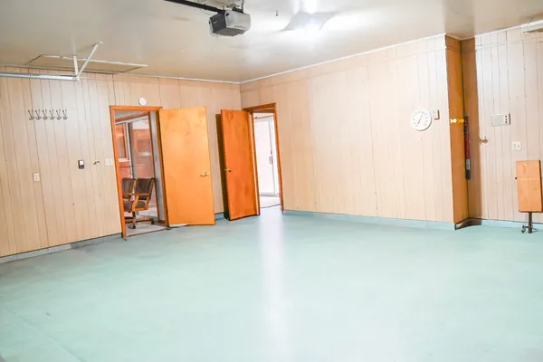 $210,000 | 401 East Main Street, Royal, IL 61871