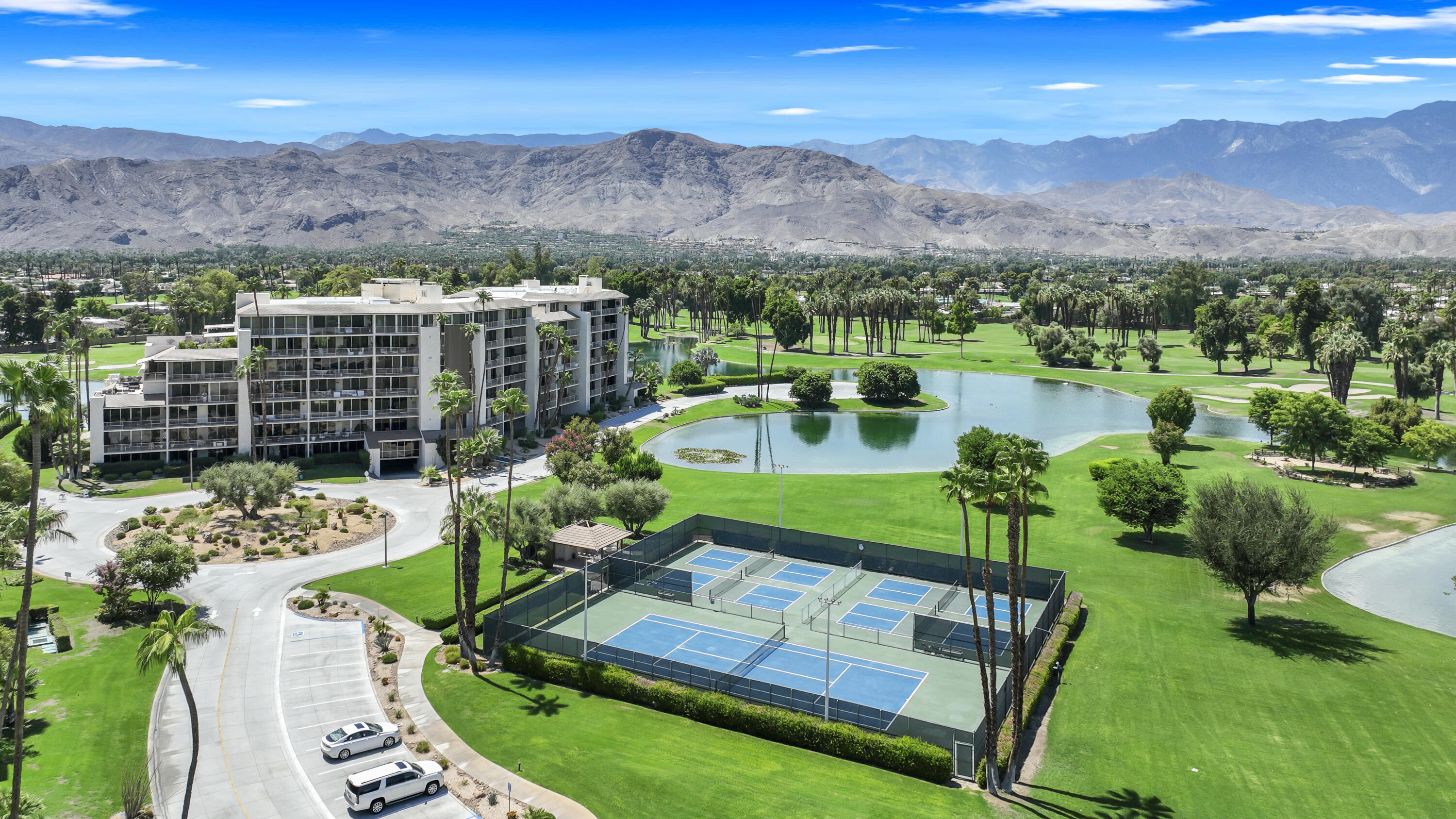 910 Island Drive, Unit 406 Rancho Mirage, CA 92270 - Photo 43 of 54 IslandDr910#55