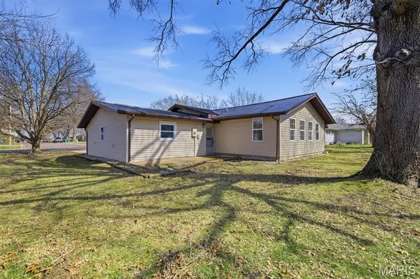 $245,000 | 908 East 10th Street, Mountain Grove, MO 65711