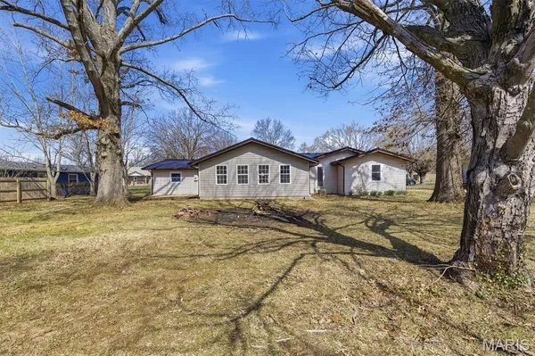 $245,000 | 908 East 10th Street, Mountain Grove, MO 65711