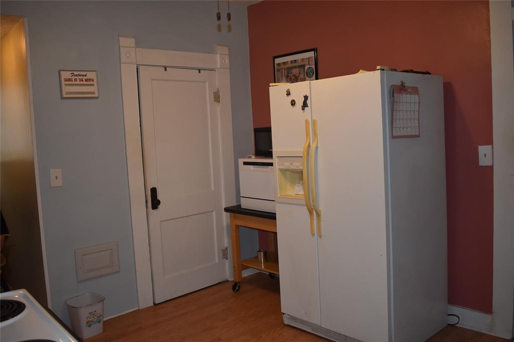 407 Walnut Street Greenfield, IN 46140 - Photo 11 of 54