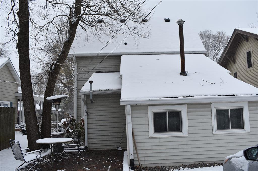 407 Walnut Street Greenfield, IN 46140 - Photo 5 of 54