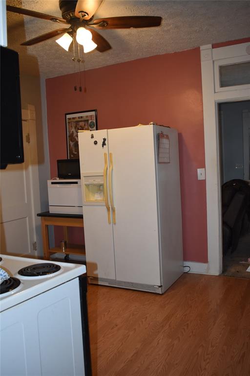 407 Walnut Street Greenfield, IN 46140 - Photo 10 of 54