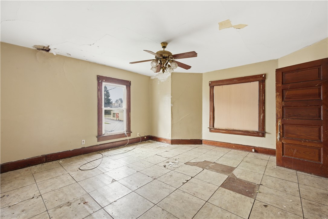 136 North Spring Street Wilmington, OH 45177 - Photo 7 of 11