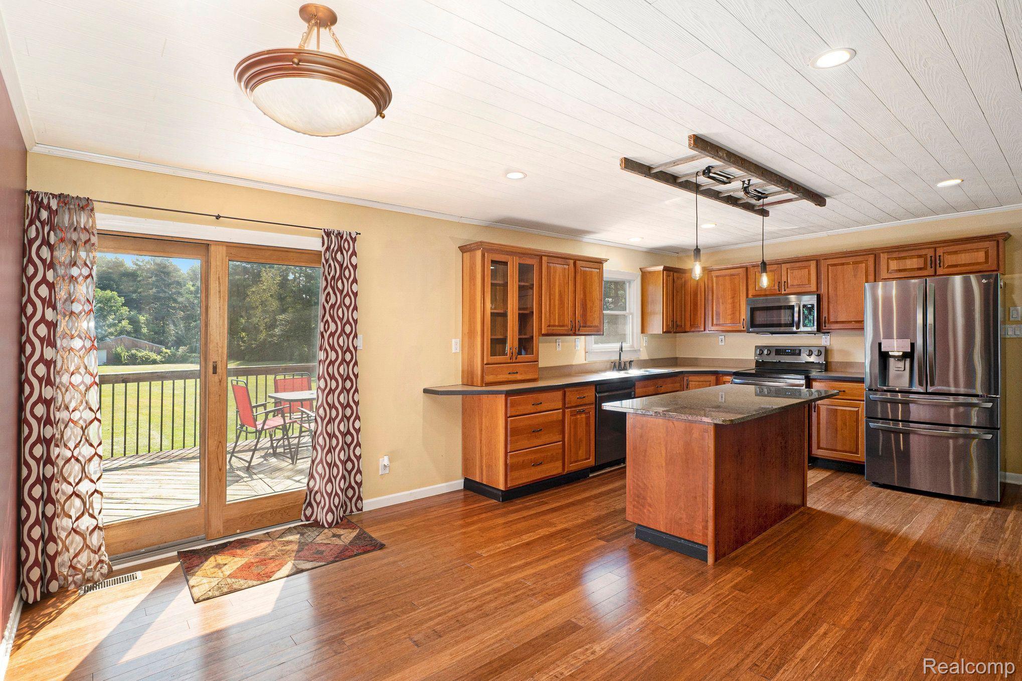 5107 Walker Road Davison, MI 48423 - Photo 5 of 31 Gallery Image 5