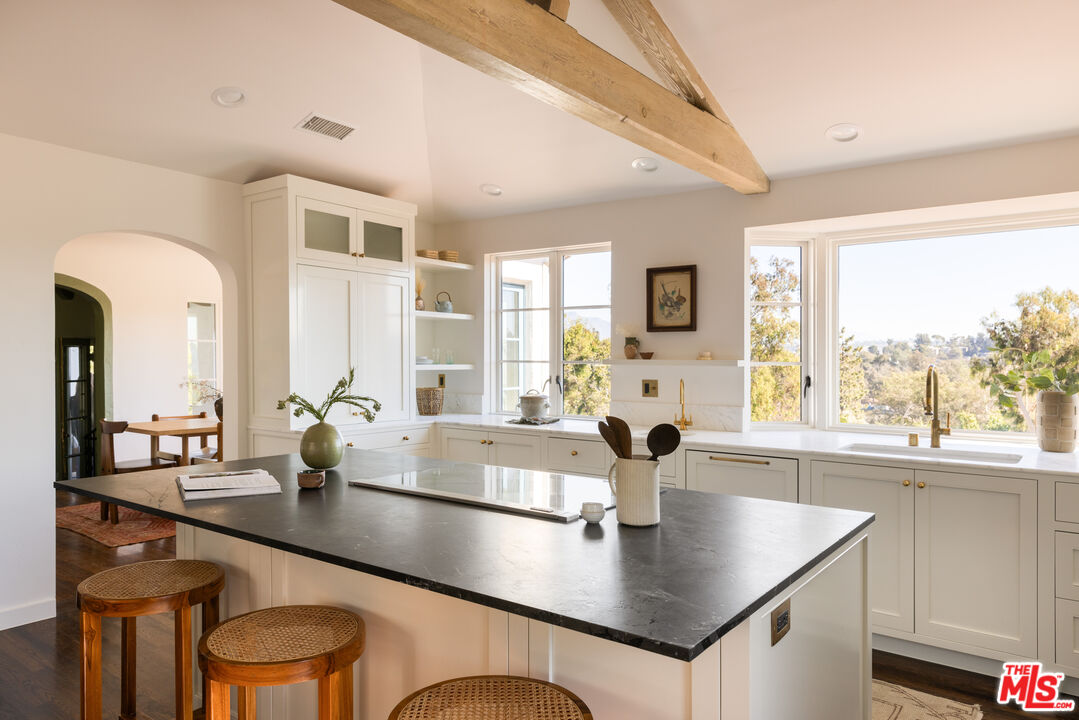 2226 Moreno Drive Los Angeles, CA 90039 - Photo 18 of 65