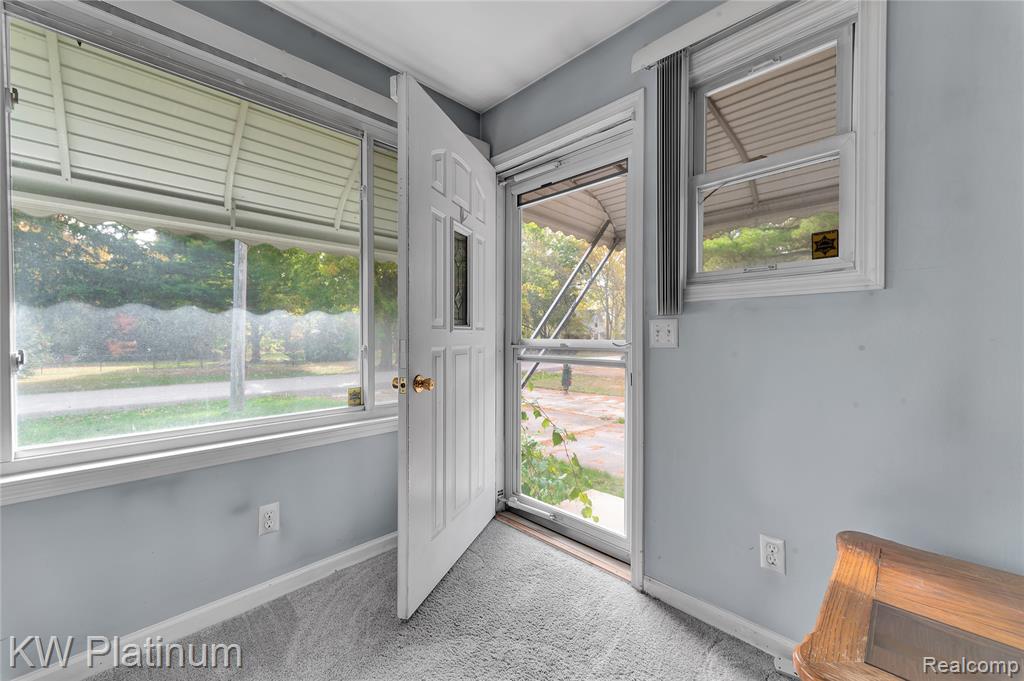 49171 Fuller Road Chesterfield, MI 48051 - Photo 7 of 9