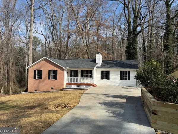 $1,800 | 115 East Greenwood Drive, Carrollton, GA 30117