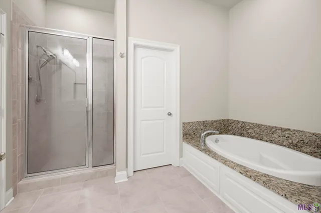 $379,900 | 15145 Germany Oaks Boulevard, Prairieville, LA 70769