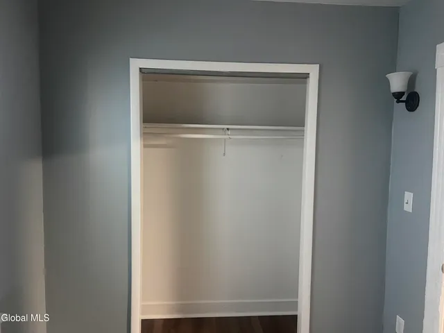 $254,900 | 884 Yorkston Street, Schenectady, NY 12303