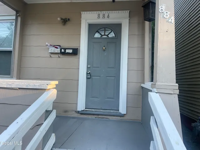 $254,900 | 884 Yorkston Street, Schenectady, NY 12303