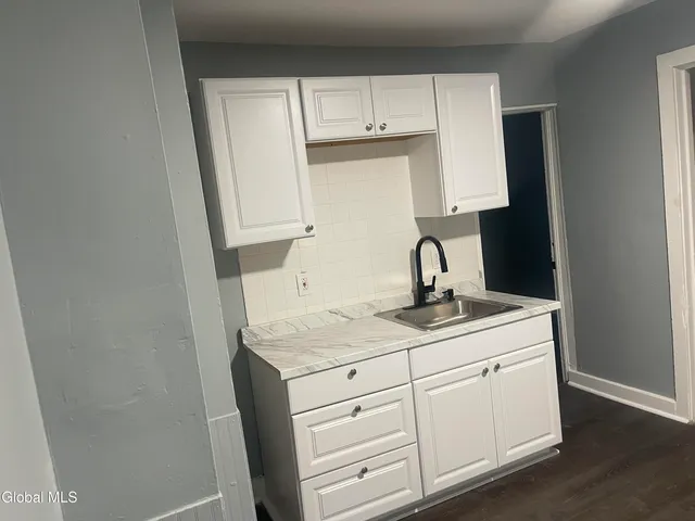 $254,900 | 884 Yorkston Street, Schenectady, NY 12303