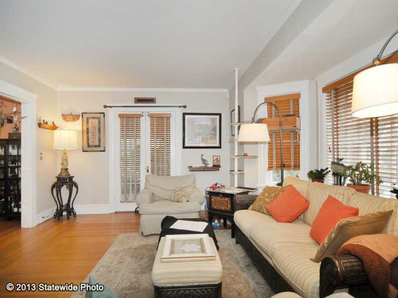 232 Raleigh Avenue Pawtucket, RI 02860 - Photo 6 of 25 Living Room.