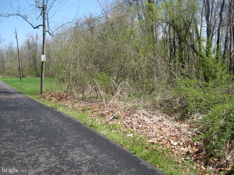 Heilmandale Road Lebanon, PA 17046 - Photo 6 of 9 Gallery Image 6