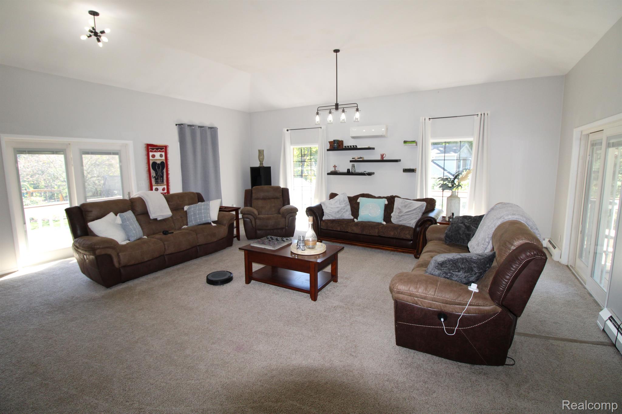 463 Joslyn Road Lake Orion, MI 48362 - Photo 50 of 93 Gallery Image 50