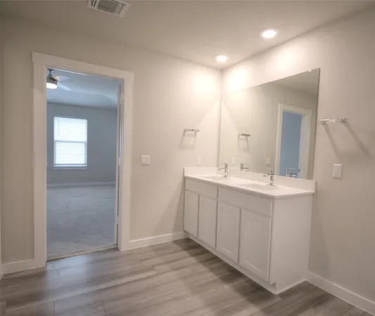 $1,950 | 1137 Tipton Street, Georgetown, TX 78633