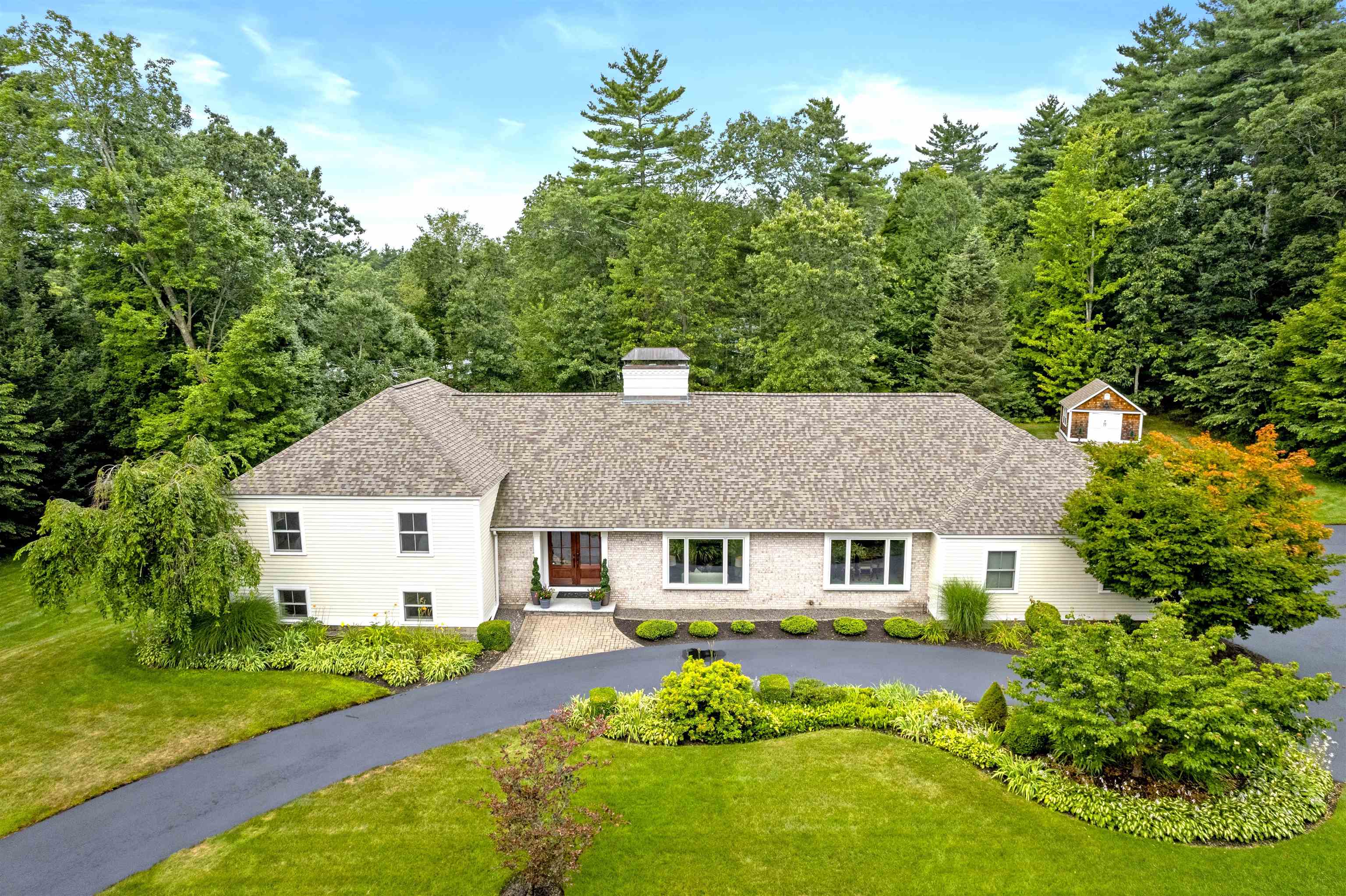 20 Martingale Road Amherst, NH 03031 - Photo 2 of 56